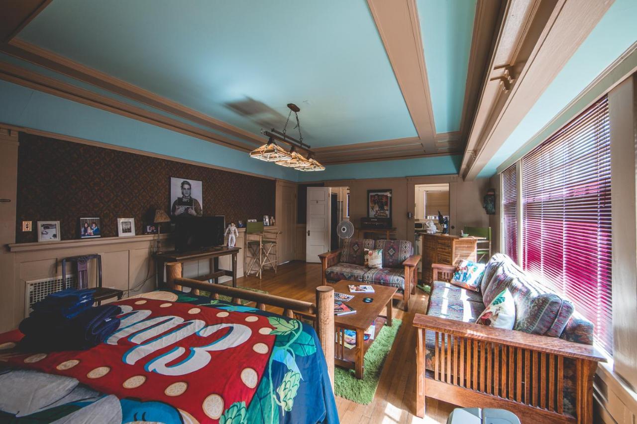 Greenway Manor บิสบี ภายนอก รูปภาพ